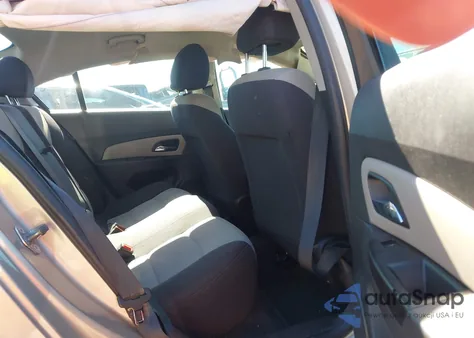 2013 Chevrolet Cruze Ls Auto z USA, uszkodzony, nr VIN 1G1PA5SG1D7301319